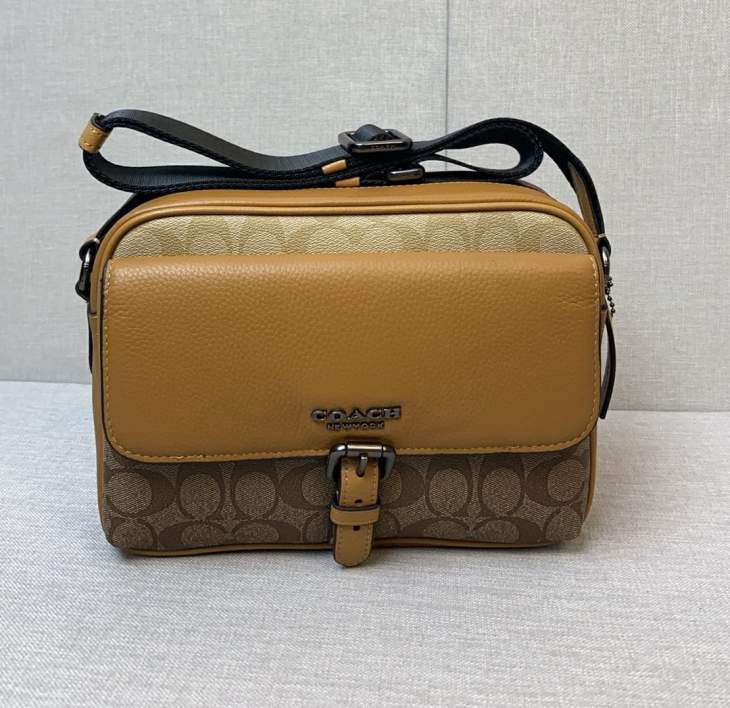 Picture of Coach Mens Bags _SKUfw179736681fw